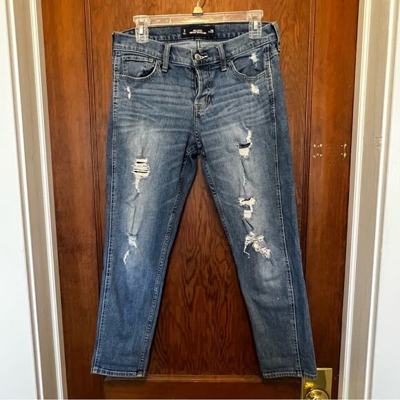 EUC Hollister Vintage Boyfriend Jeans Denim‎ Distressed Womens 3 26 - Picture 1 of 6